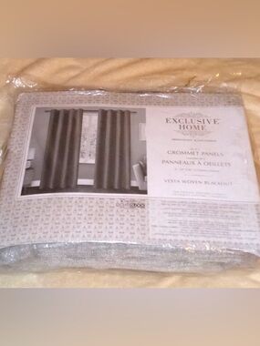 1227 Exclusive Home Vesta Woven Blackout Grommet Panels Set of 2  Size: 52 x 84